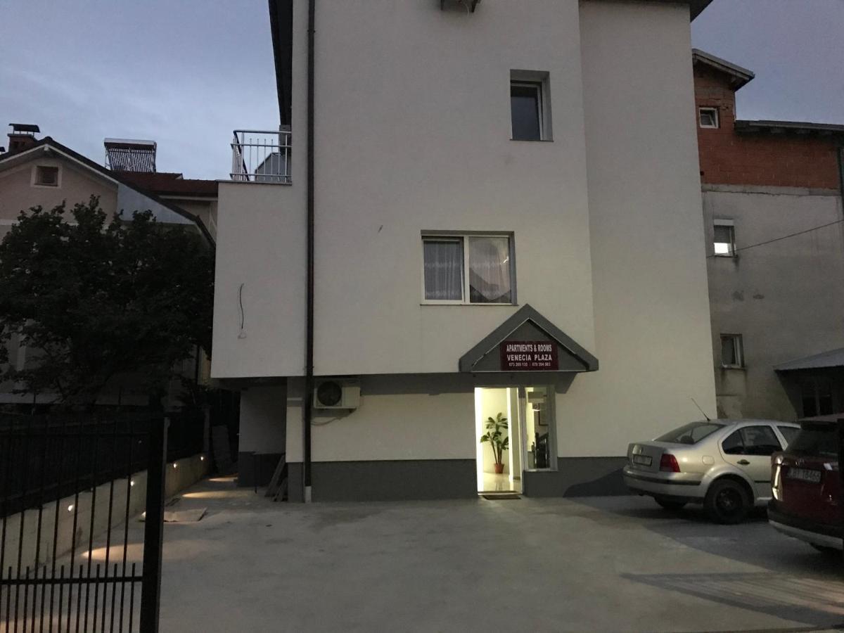 Venecia Plaza Struga Hotel Exterior photo
