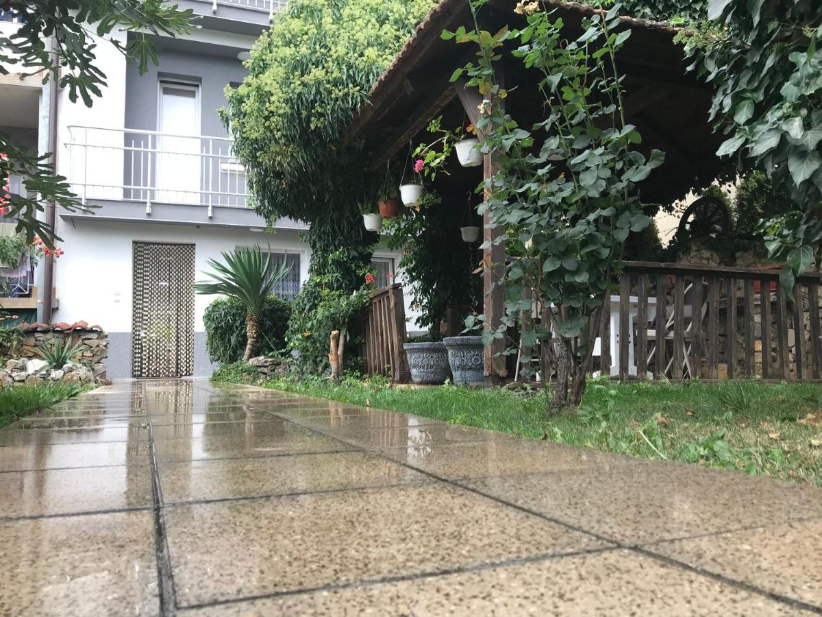 Venecia Plaza Struga Hotel Exterior photo